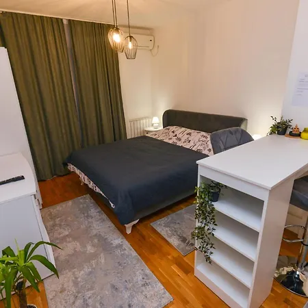 Elite 03 Premium شقة *